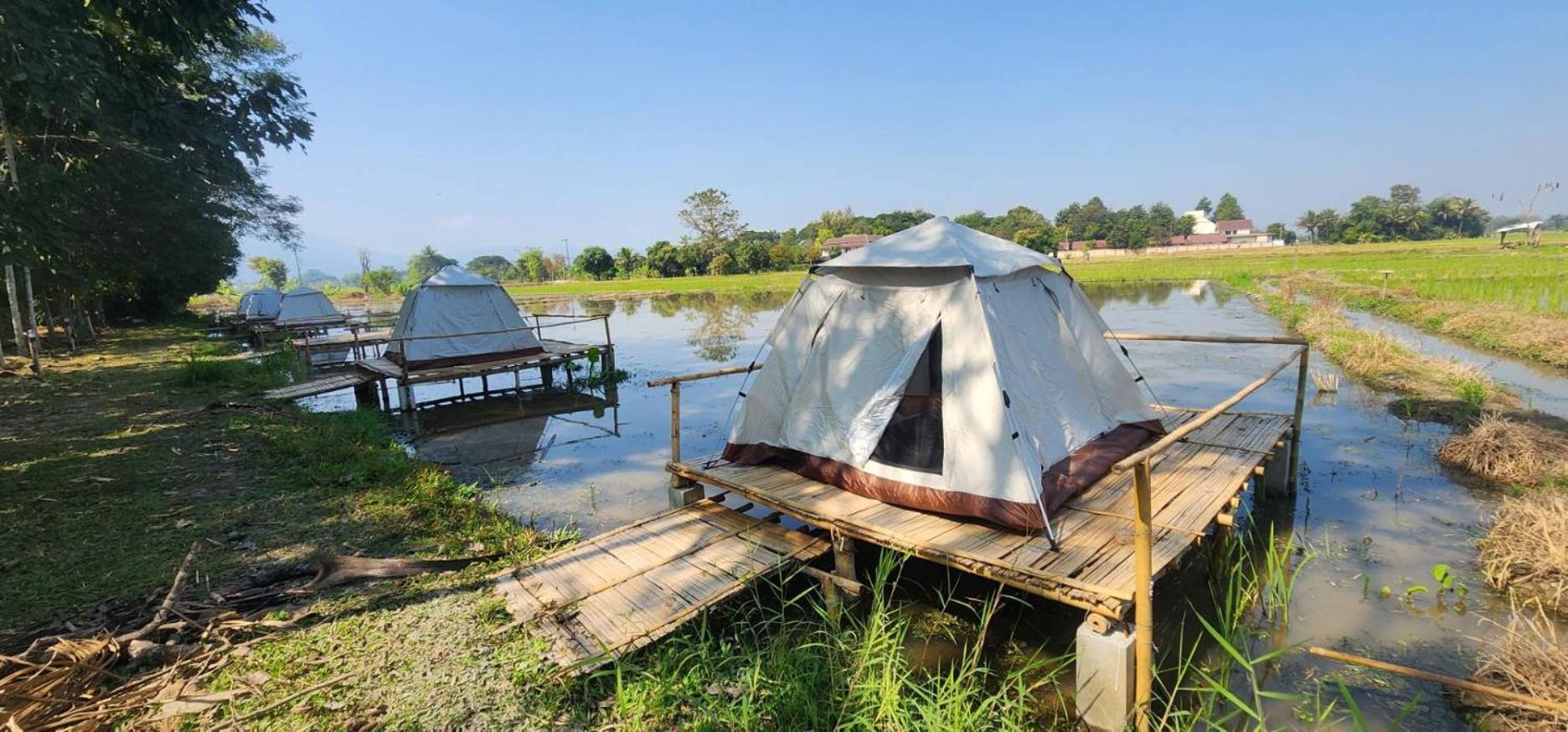 Tung Tong Homestay & Camping Mae Rim Buitenkant foto