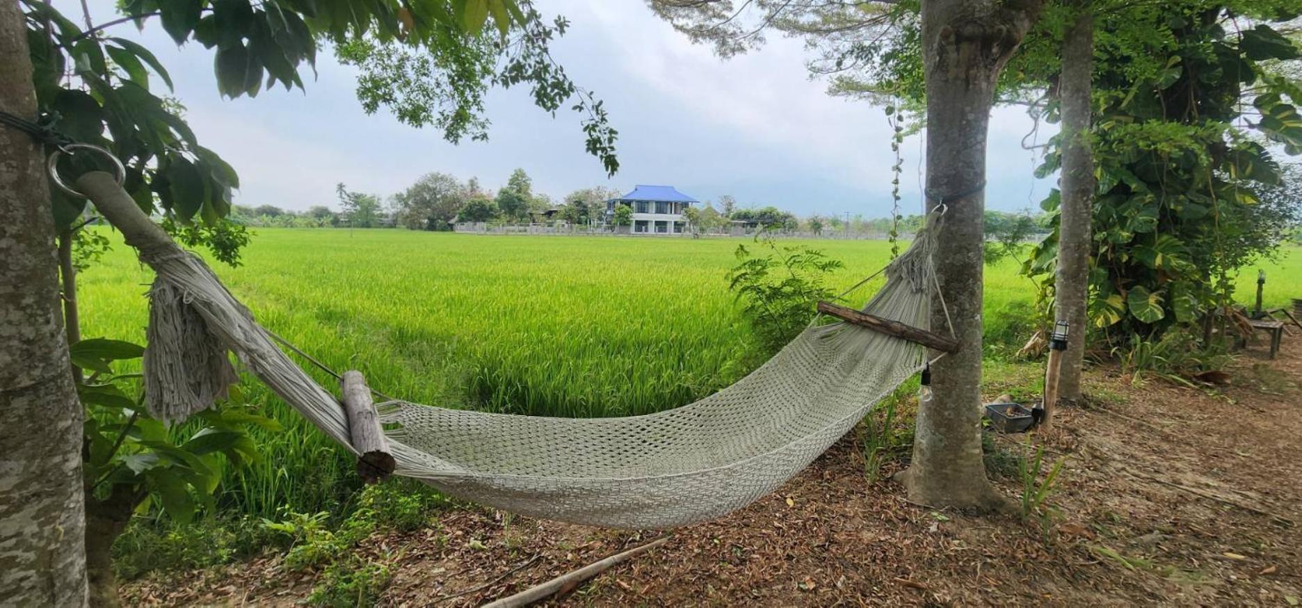 Tung Tong Homestay & Camping Mae Rim Buitenkant foto